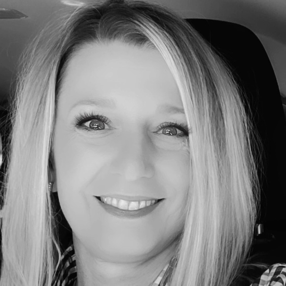 Posh Ambassador, Aundie - Picture 1 of 3